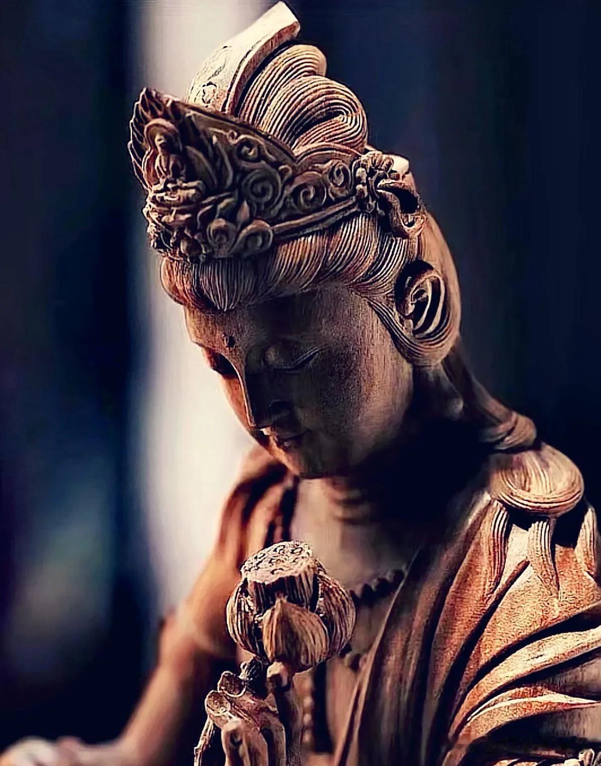 经典老人言
淘米，不要超过两次。
男人 头摸不得，女人腰搂不得，
小孩头跨不得。