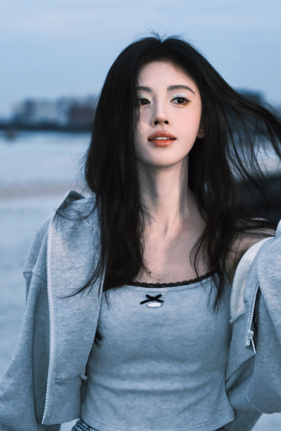 好有故事感的小鞠宝宝🎂鞠婧祎0618生日快乐 ​​​