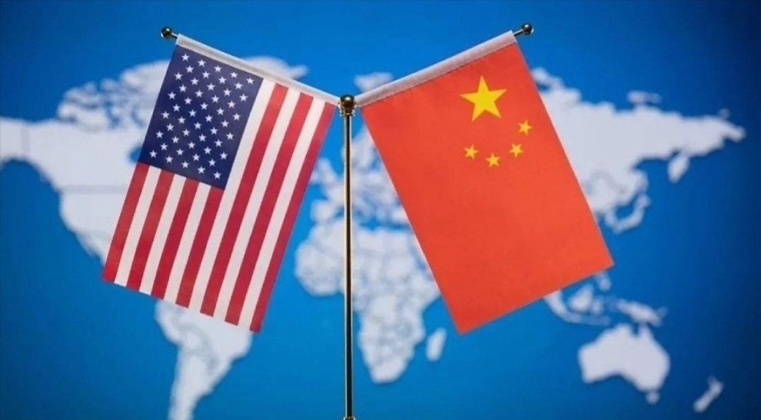 美国把底牌露出来了！
1月9日，特朗普首席贸易顾问纳瓦罗的一番话，直接把美国对华