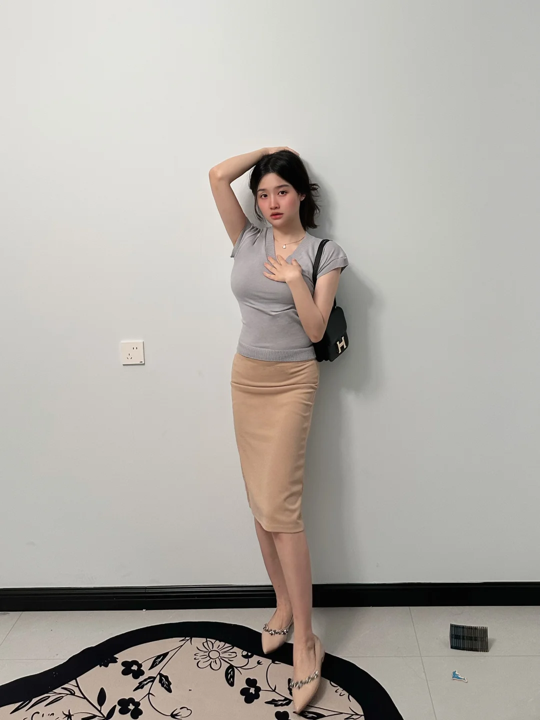 日常通勤穿搭也要美 我的职场通勤穿搭 包臀裙 职场新人通勤穿搭 高妹穿...