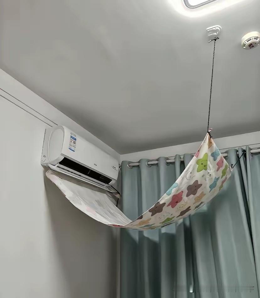 夏天空调直吹头疼、关节受凉是不少人的通病，用闲置布料调转空调出风口，轻松将硬直冷