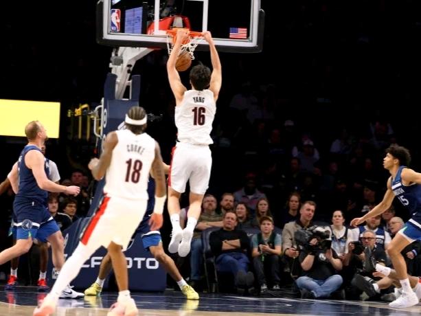 杨瀚森NBA总得分超河升镇，有望紧排姚明之后

今天开拓者对森林狼的比赛中，杨瀚