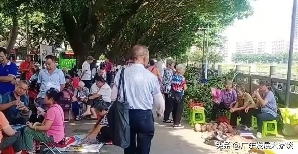 大家有没有察觉到，韶关的老人愈发多了呢？要知道，韶关原本人口数量并不少，不过近二