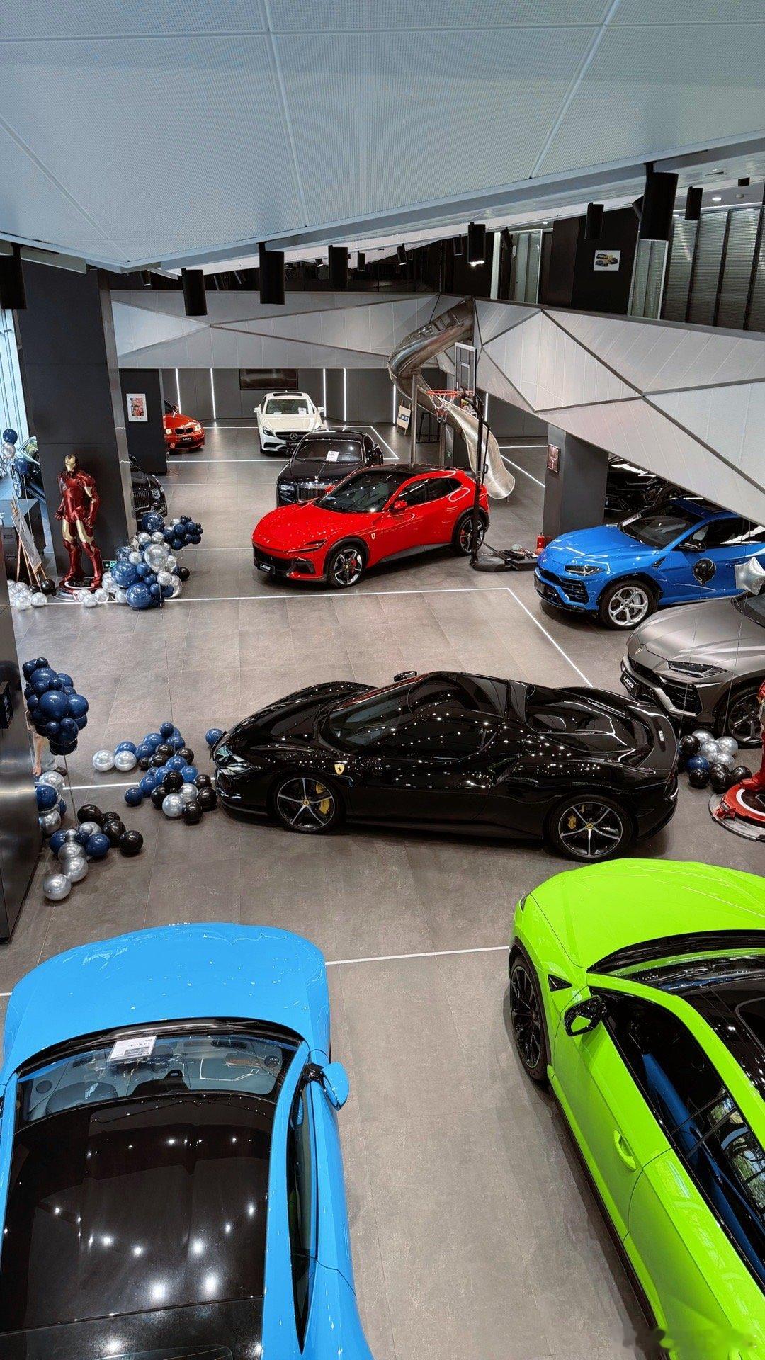 来厦门UDG了，说给我从这些车里面买一台，我要当超跑车主了是吗？ 