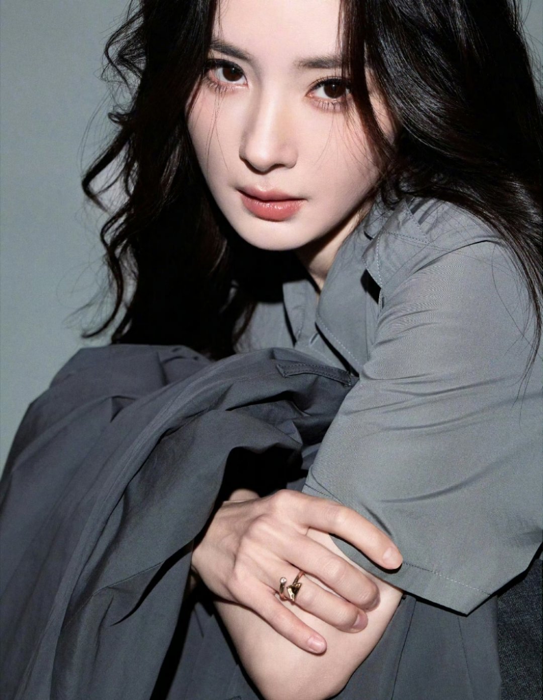 杨幂穿Prada的女王Prada女王驾到，满满高智大女人感！！ 