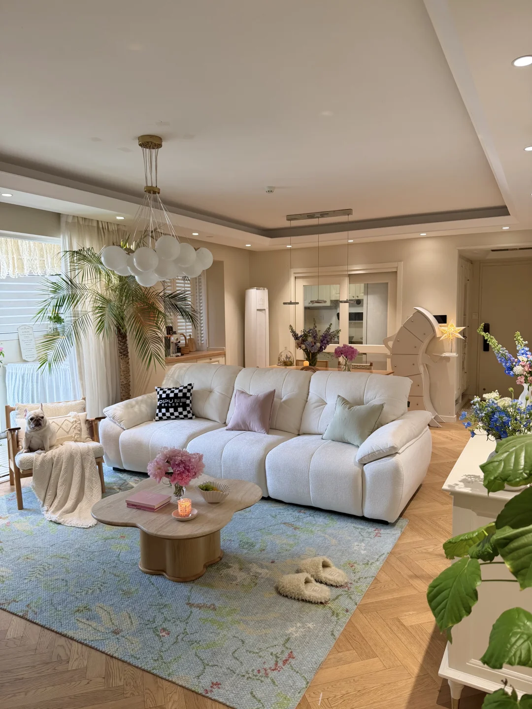 当女生有了自己的房子🏡窝在家里太舒服了