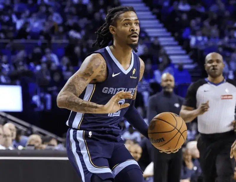 莫兰特自己把自己给作没了。你敢信？Shams：灰熊已听取莫兰特报价一个多月，多支