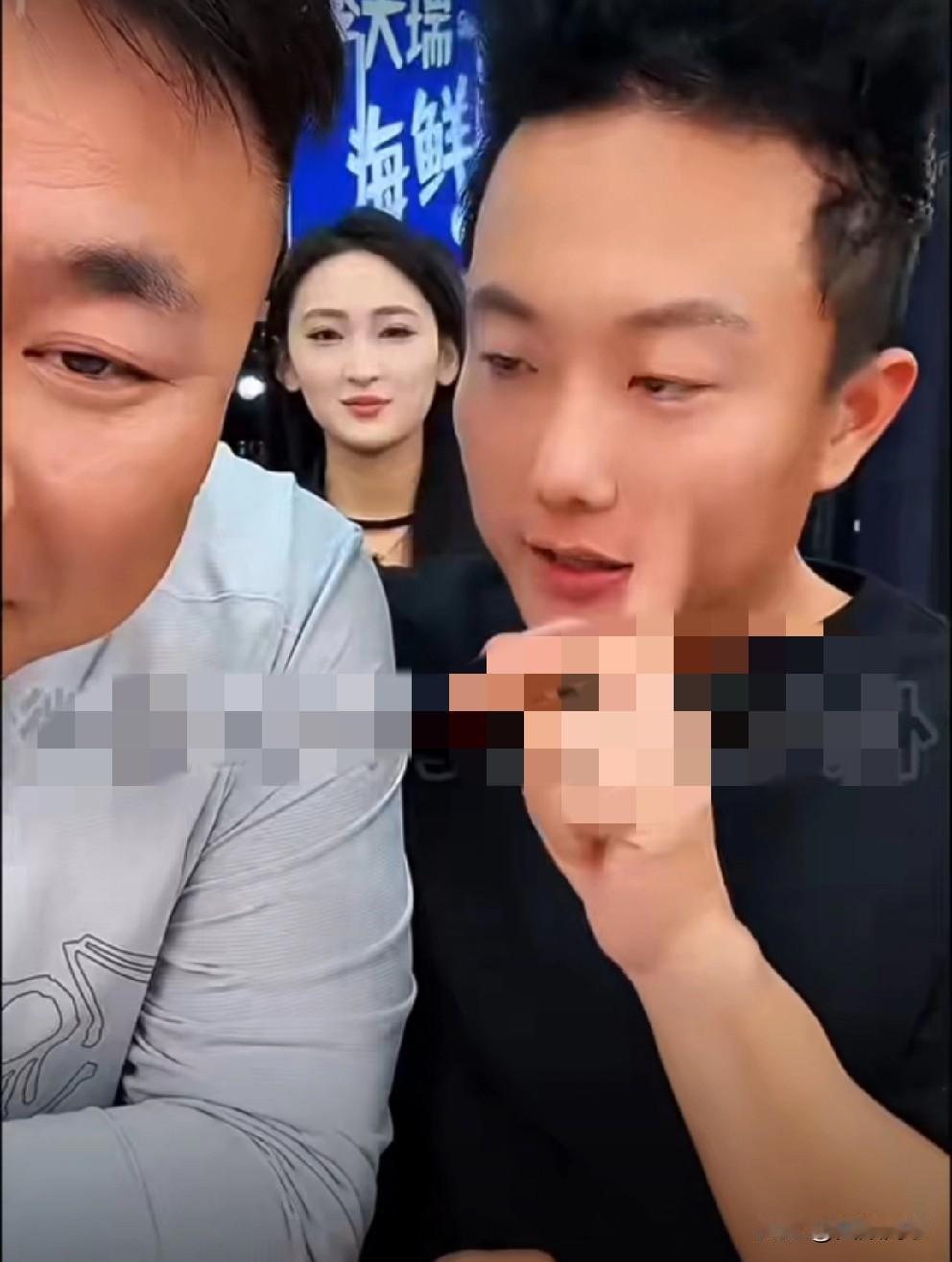 胡闹醉酒失态爆料李大瑞找小jie，再喊丈门永存！

             李