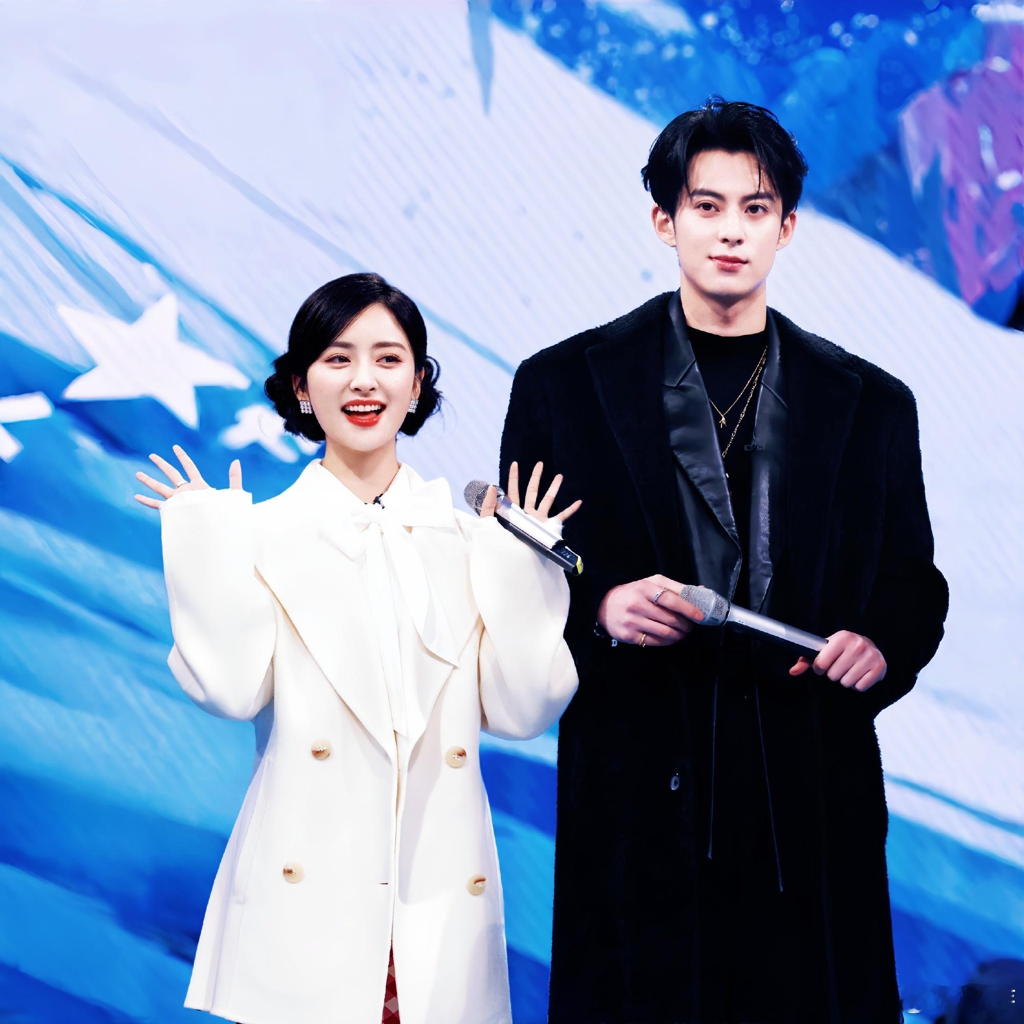 王鹤棣沈月白月光杀回湖南卫视湖南卫视跨年演唱会微博跨年狂欢节 主视觉里的高铁舞台