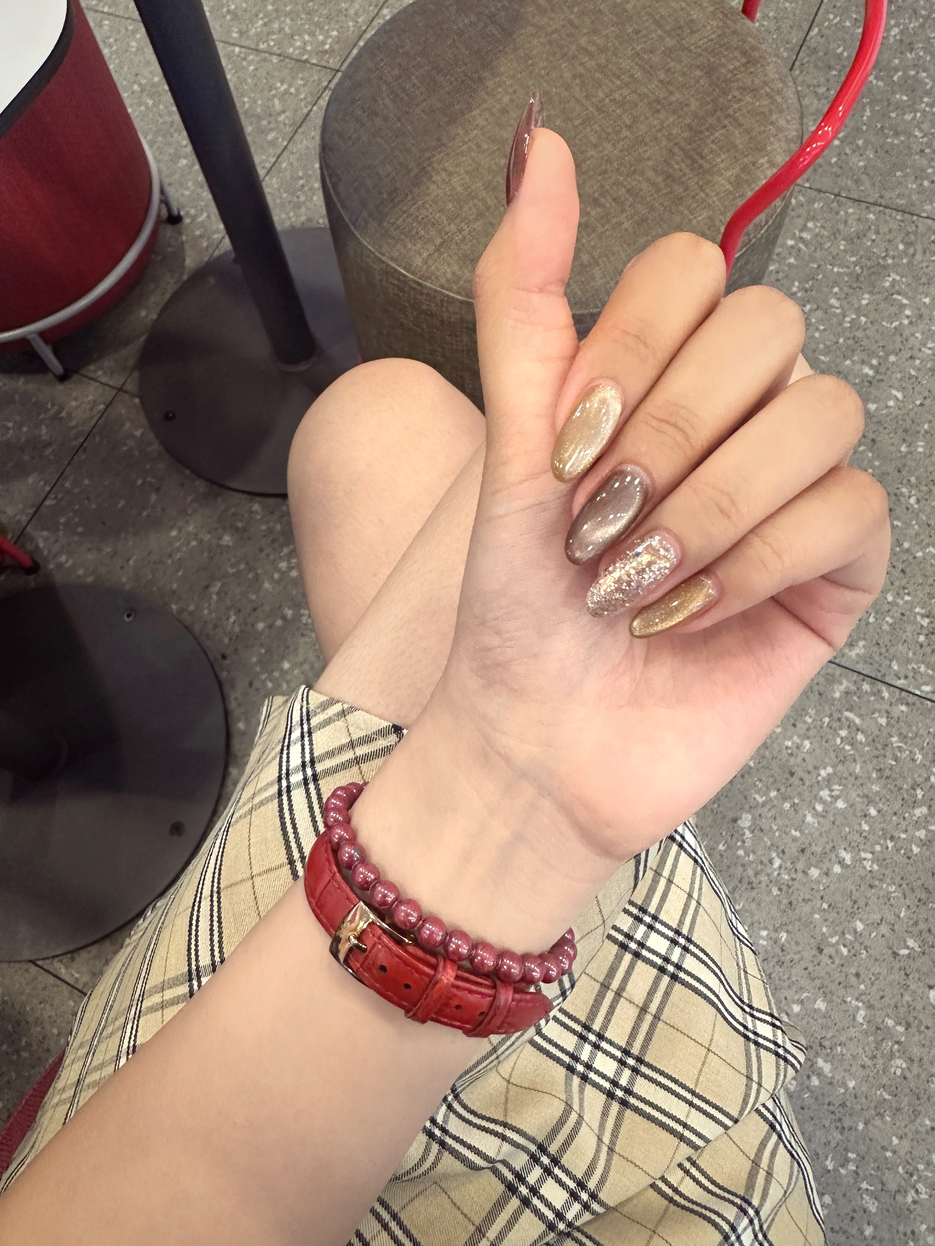九月的指甲盖子  ​​​