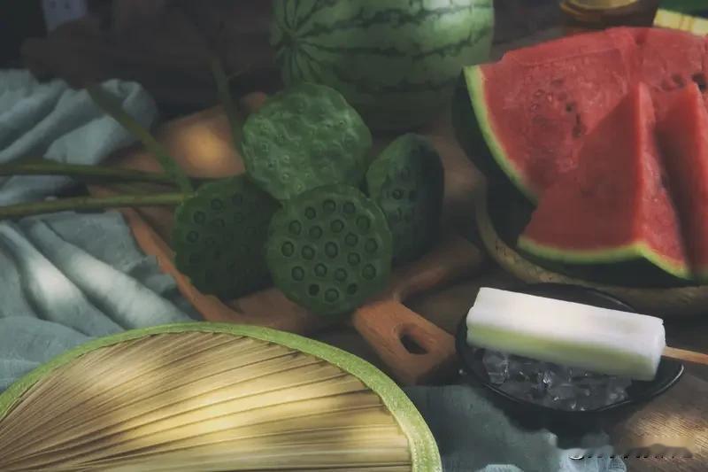今日入伏，三伏天养脾胃，顺序千万别搞错了！
1️⃣疏肝： 肝气舒畅，脾胃才不受克