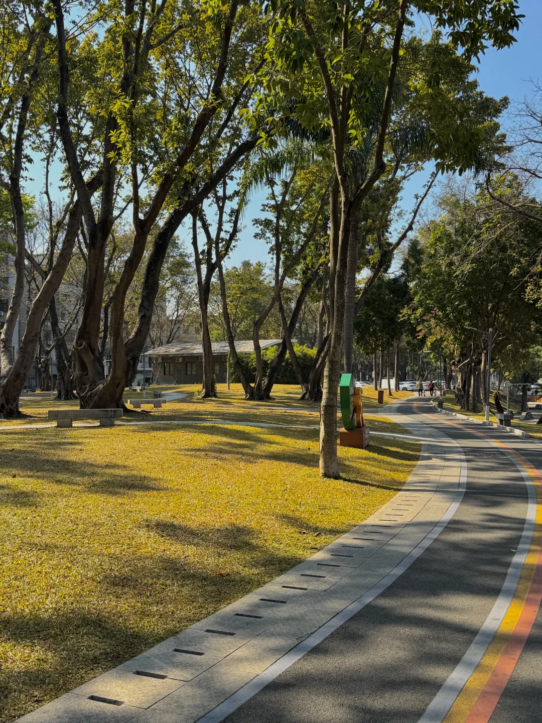 📋❀：公园是一个小能量场💭₊˚❍ ୭