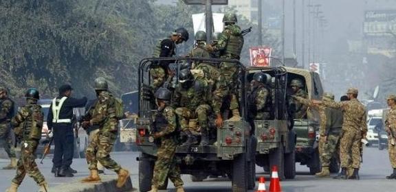巴基斯坦打得过印度吗？就这么说吧，现在如果印度去打巴基斯坦，那基本是是稳输。因为