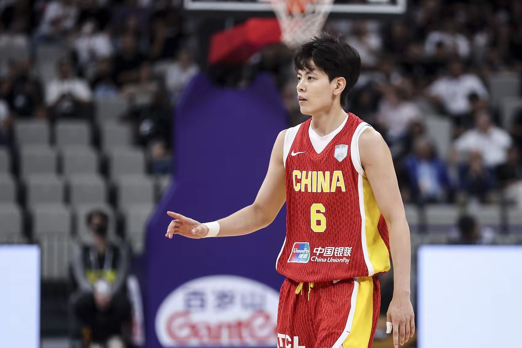 女篮热身赛西安站，中国女篮90-81力克尤文图特女篮。杨舒予成为队内第一得分手，