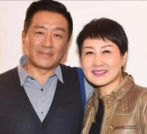 1996年，张凯丽听闻婆婆要来住，大手一挥，想着单独给婆婆买个房，谁知，丈夫却坚