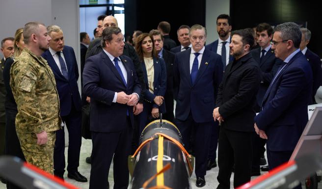 泽连斯基终于有救了

当地时间3月19日，泽连斯基表示，围绕乌克兰问题因中东局势