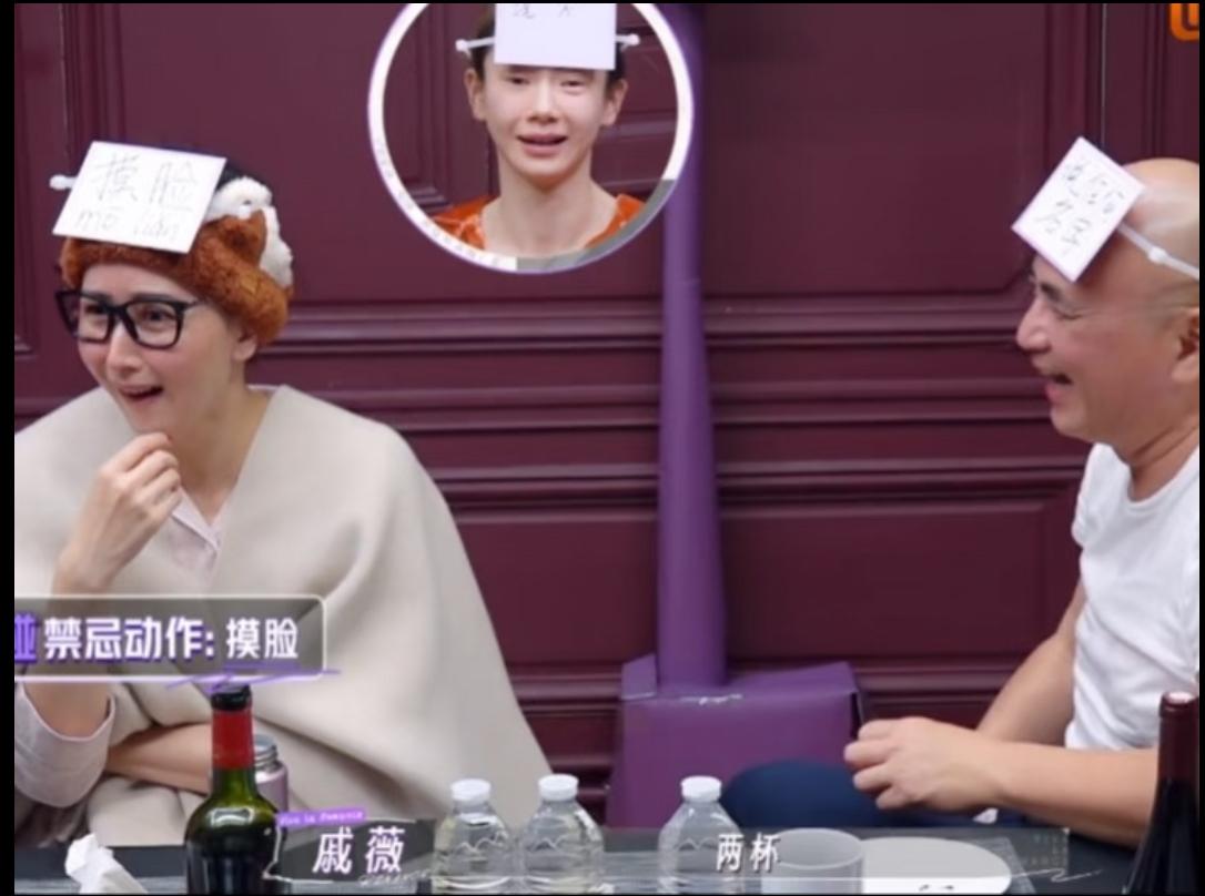 这一期的妻旅，神经大条的胡静成了团宠，大家都好喜欢逗她，韩庚做游戏的时候甚至说，
