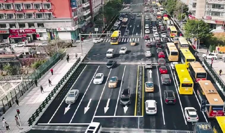 好消息…哈尔滨蛮有速度的么！！西大桥今日通车啦，不得不说这次的维修改造工程干的非