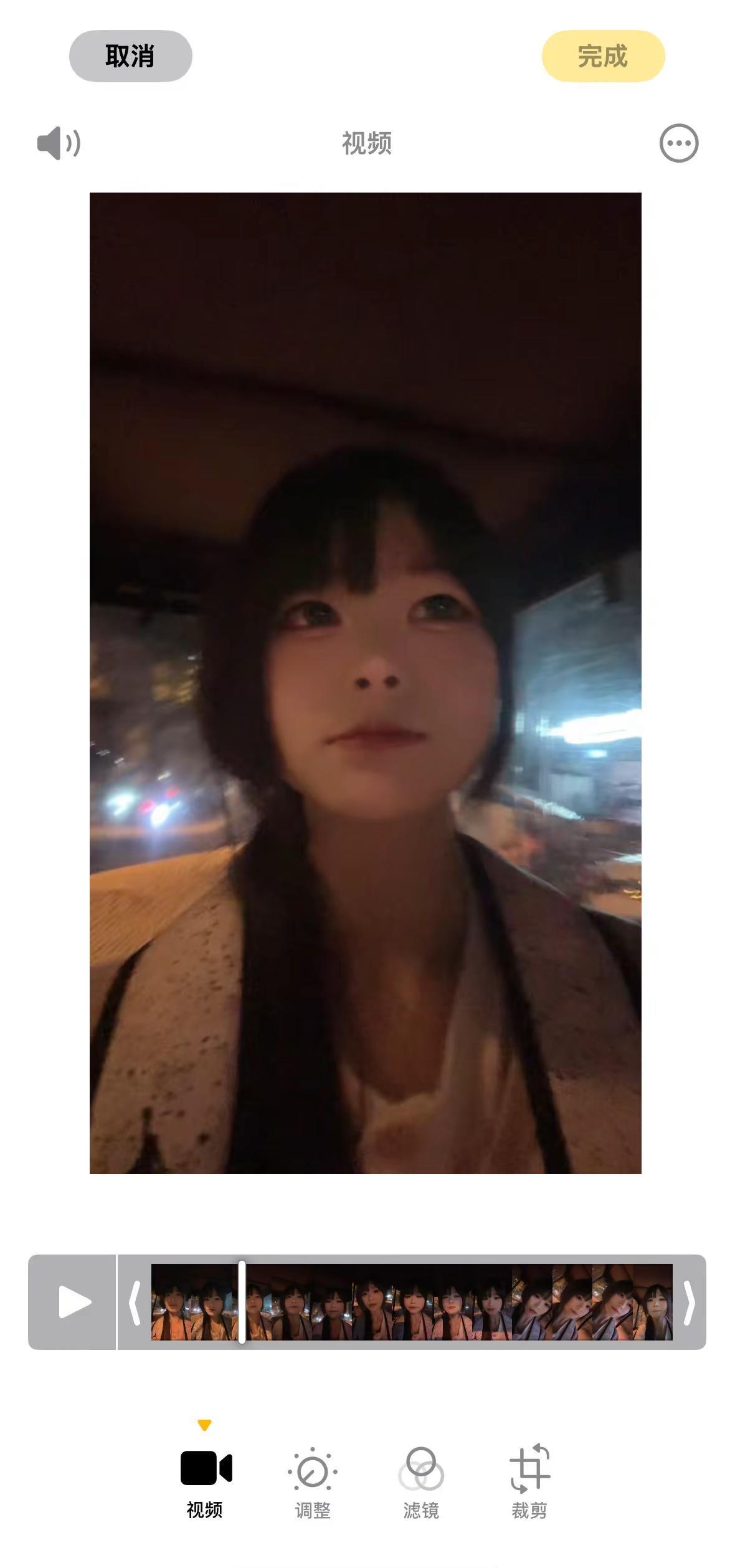 下次再遇到喜欢的人，千万要记得只做朋友，不远不近地欣赏，淡淡的喜欢，不至于到最后