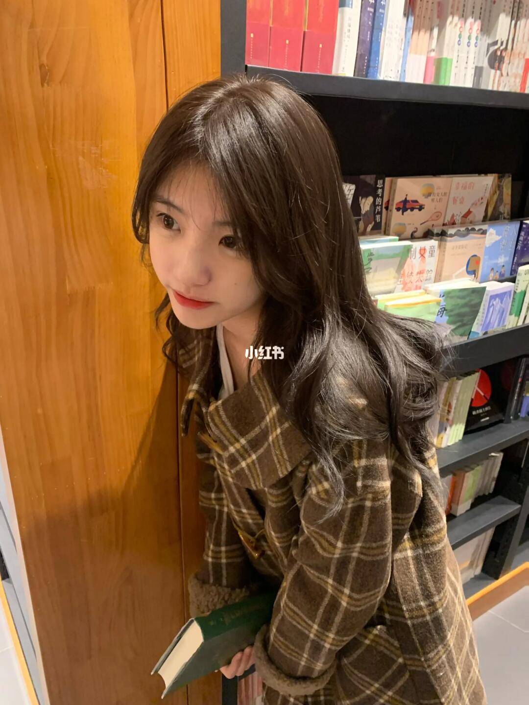 书店偶遇了一个小姐姐