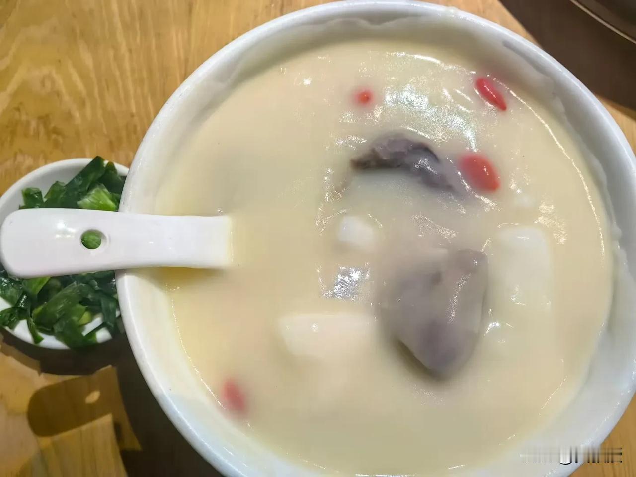 猜猜
这是哪个地方的早餐