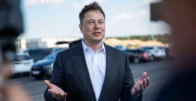 在4月25日白宫记者协会晚宴发生枪击事件后，美国亿万富翁埃隆·马斯克表示，袭击者