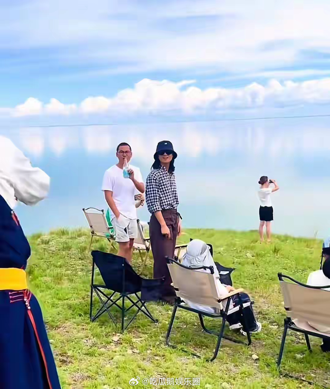 朱丹沈佳妮王昱淇三家带娃出游，朱亚文跳舞好带劲，林家川好搞笑！！！ ​​​