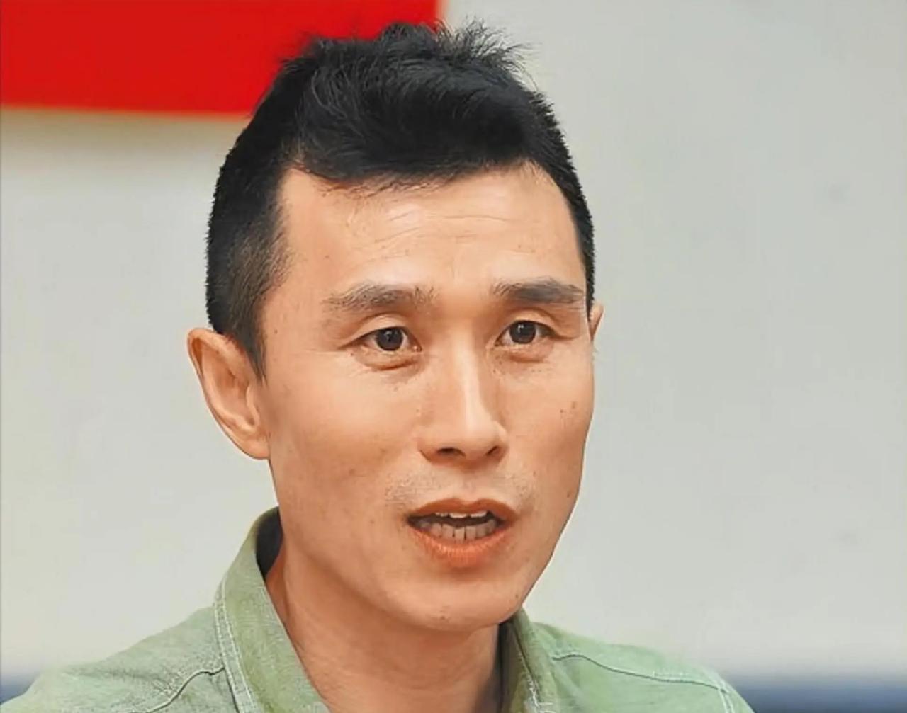 “台独”好日子到头！辽宁一小伙娶了台湾老婆，没想到，他转身就成了“台独”分子，因