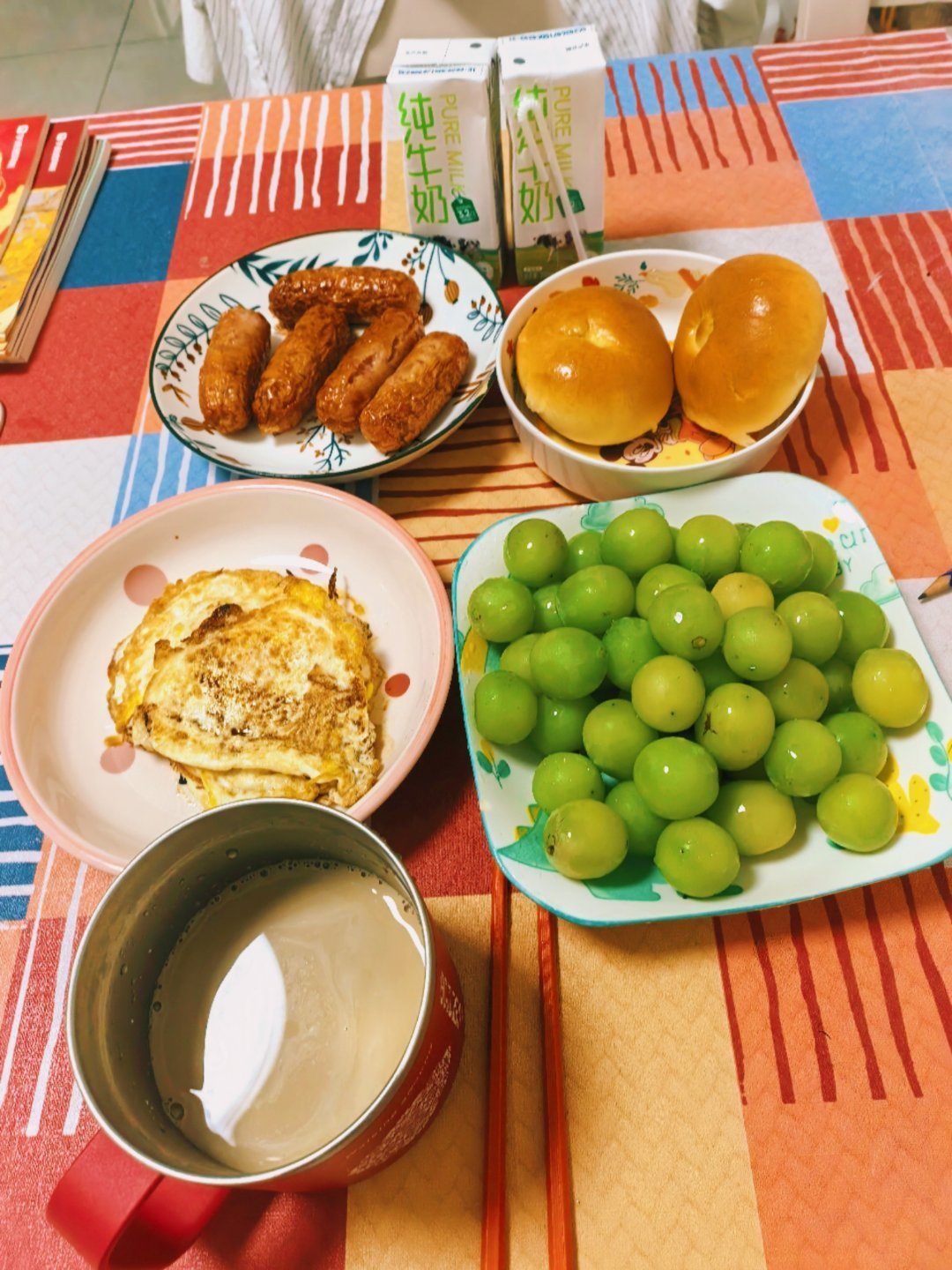 吃个早饭…本周单休 好好珍惜 ​​​