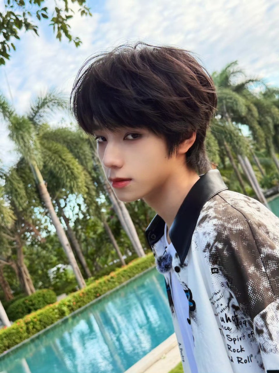 王橹杰泳池live王橹杰一期之前的存货 王橹杰泳池live来啦 