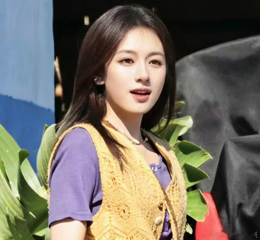 海岛舒服日志就是明媚少女和萌帅少年的搭配，🈶李兰迪跟刘昊然这剧就妥啦 