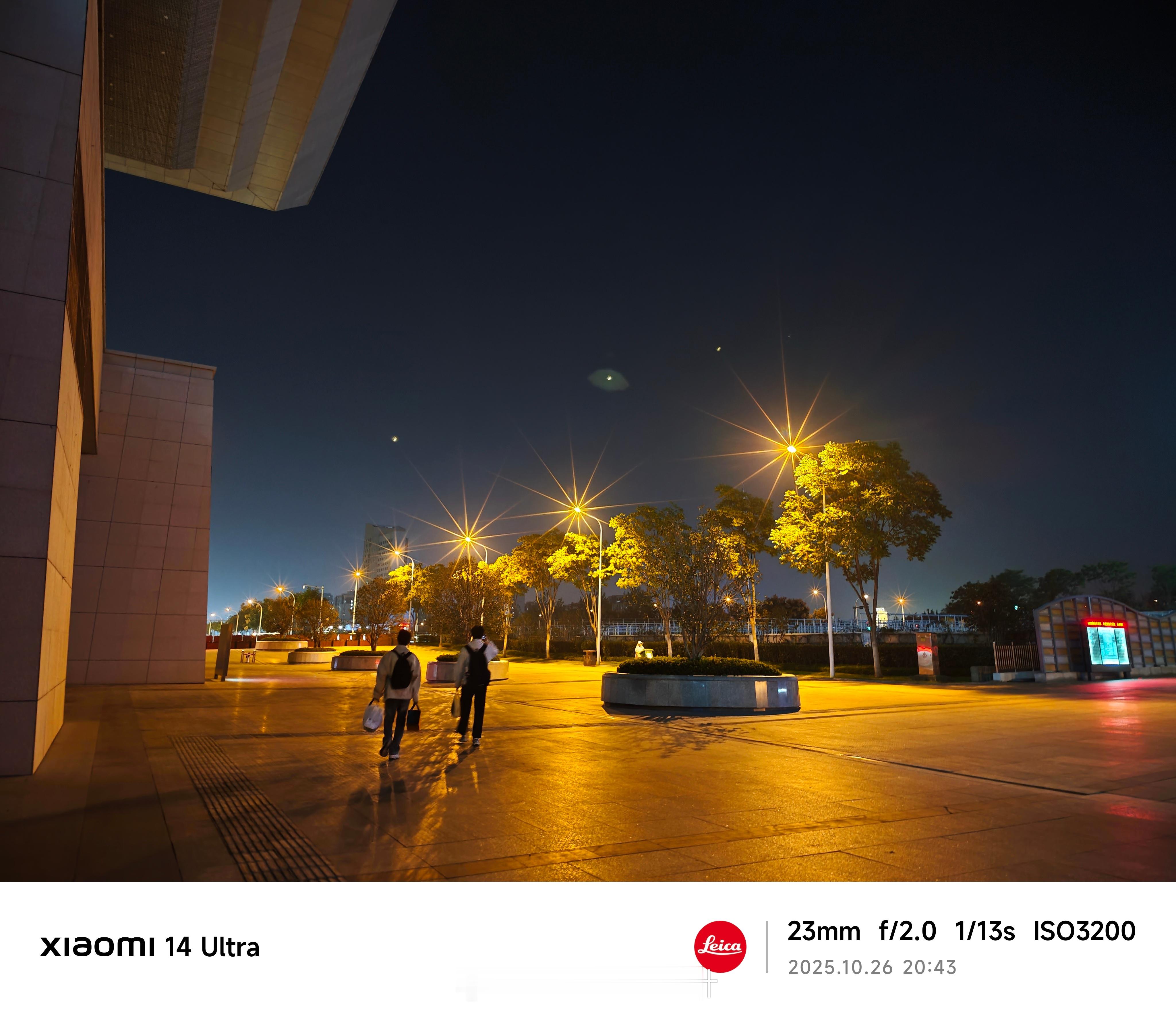 这一周过的，跟过了快一年似的。[淡淡的] ​​​