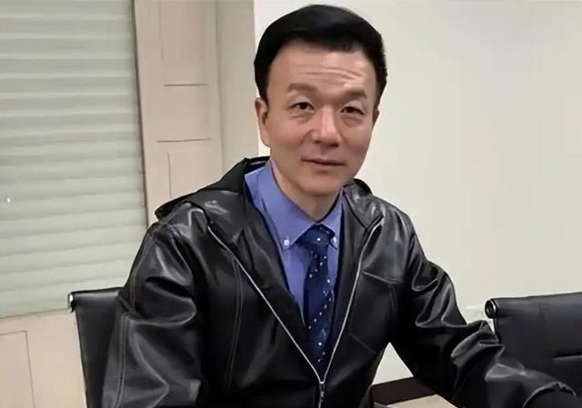 讲真的，要是解放军打过去了，台湾那些整天动刀动枪的嘴会做出什么反应呢？
那些人应