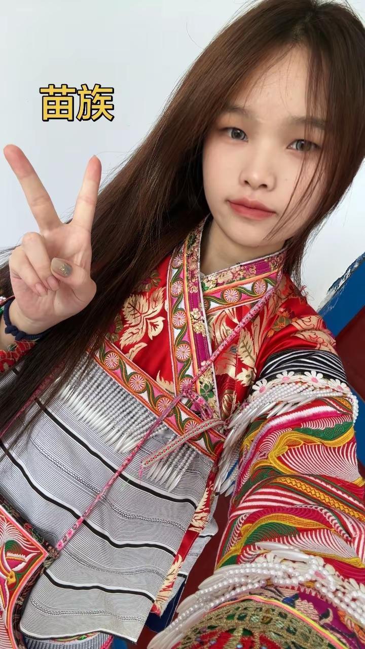 可惜爱不是三言两语 我也不再是十七八岁