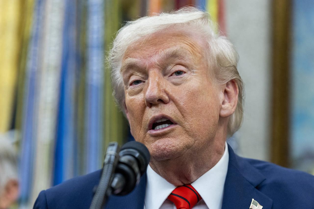 特朗普说伊朗是个失败国家，连工资都发不出来，这是又破防了吗？

特朗普在社交媒体