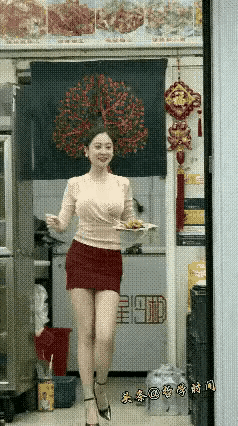 这服务简直绝了，从形态到穿戴无不透着时尚。