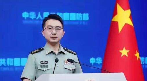 6月10日真开火了？台军冲着大陆打了32发海马斯火箭弹，结果4发卡壳没响——就这
