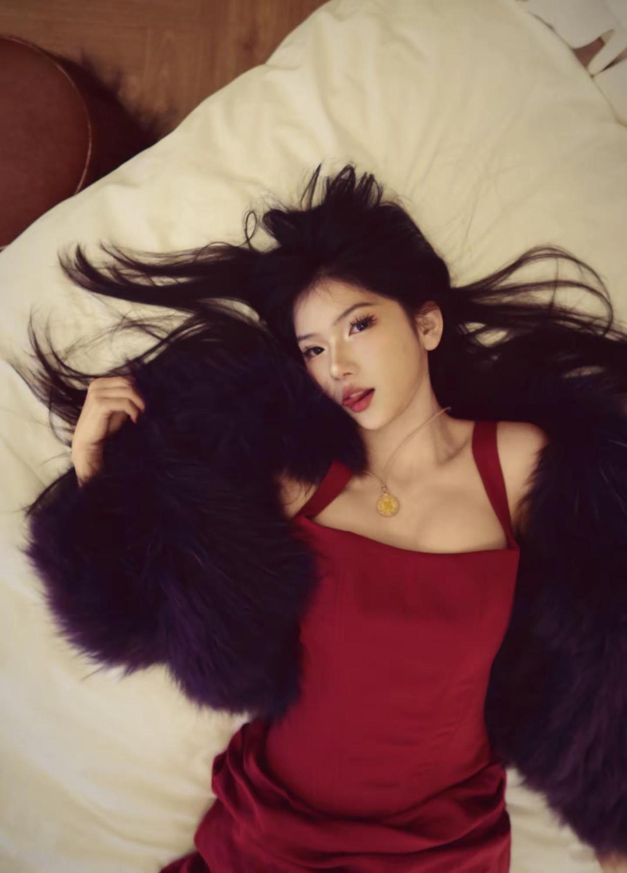 再敢说蠢话我就踩烂你的嘴