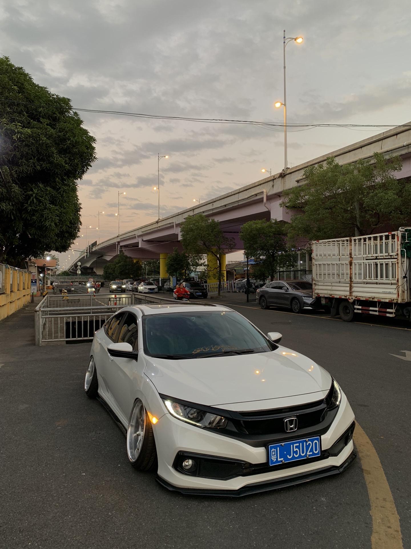 是苦是甜 我已不再纠结 反正又是一年……