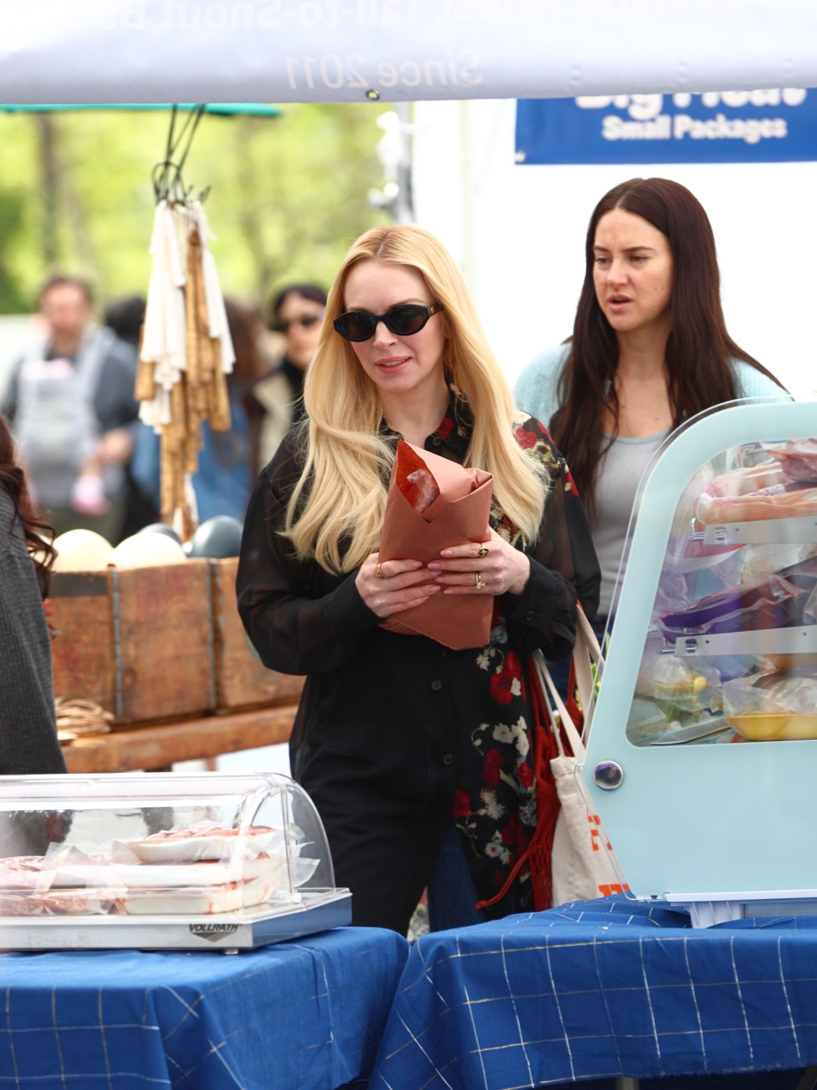 lindsay lohan林赛罗韩和Shaliene Woodley在纽约布鲁克