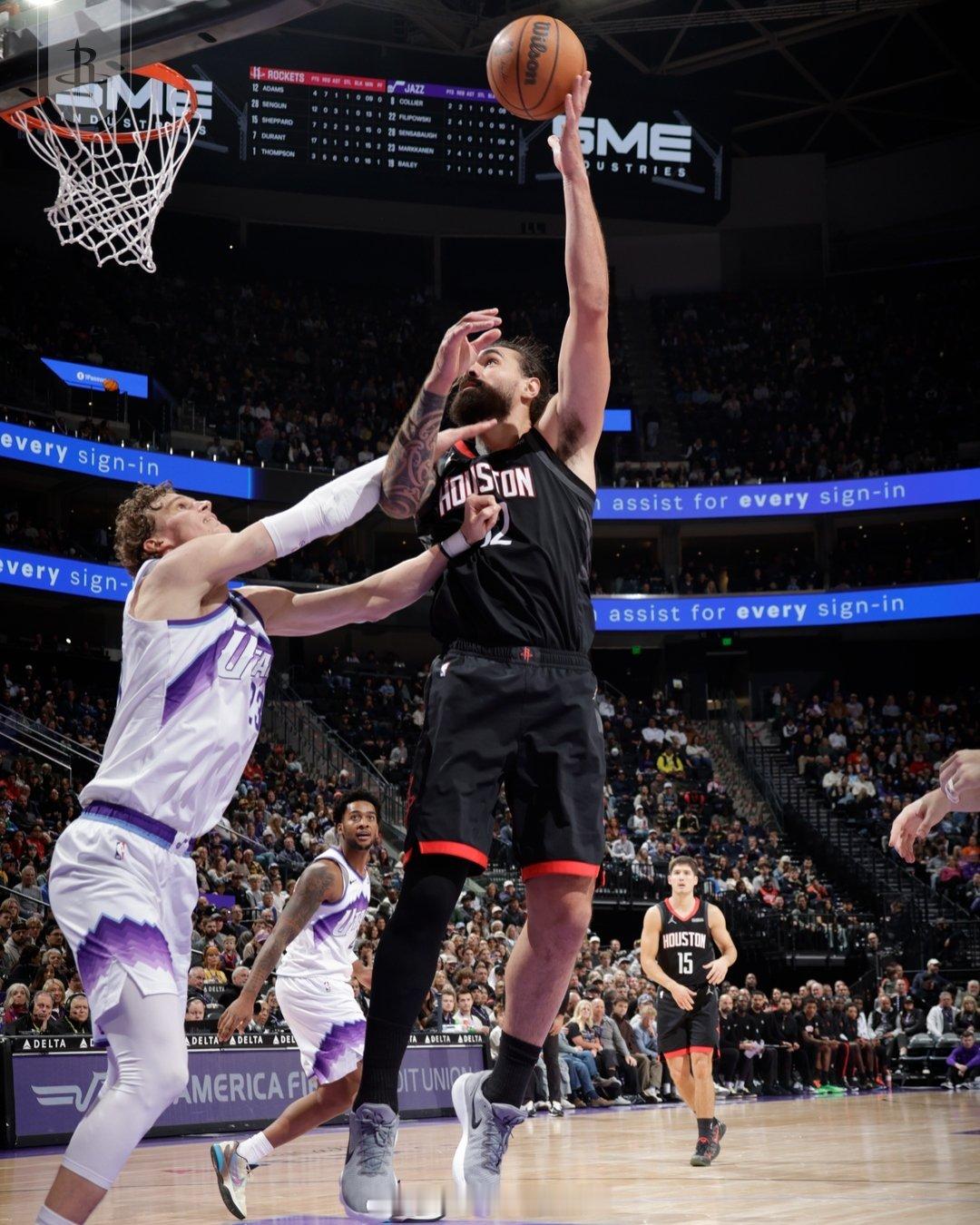 乌度卡赛后透露，亚当斯明日不会出战：“爵士明日会动力十足，我们要打出同样的努力，