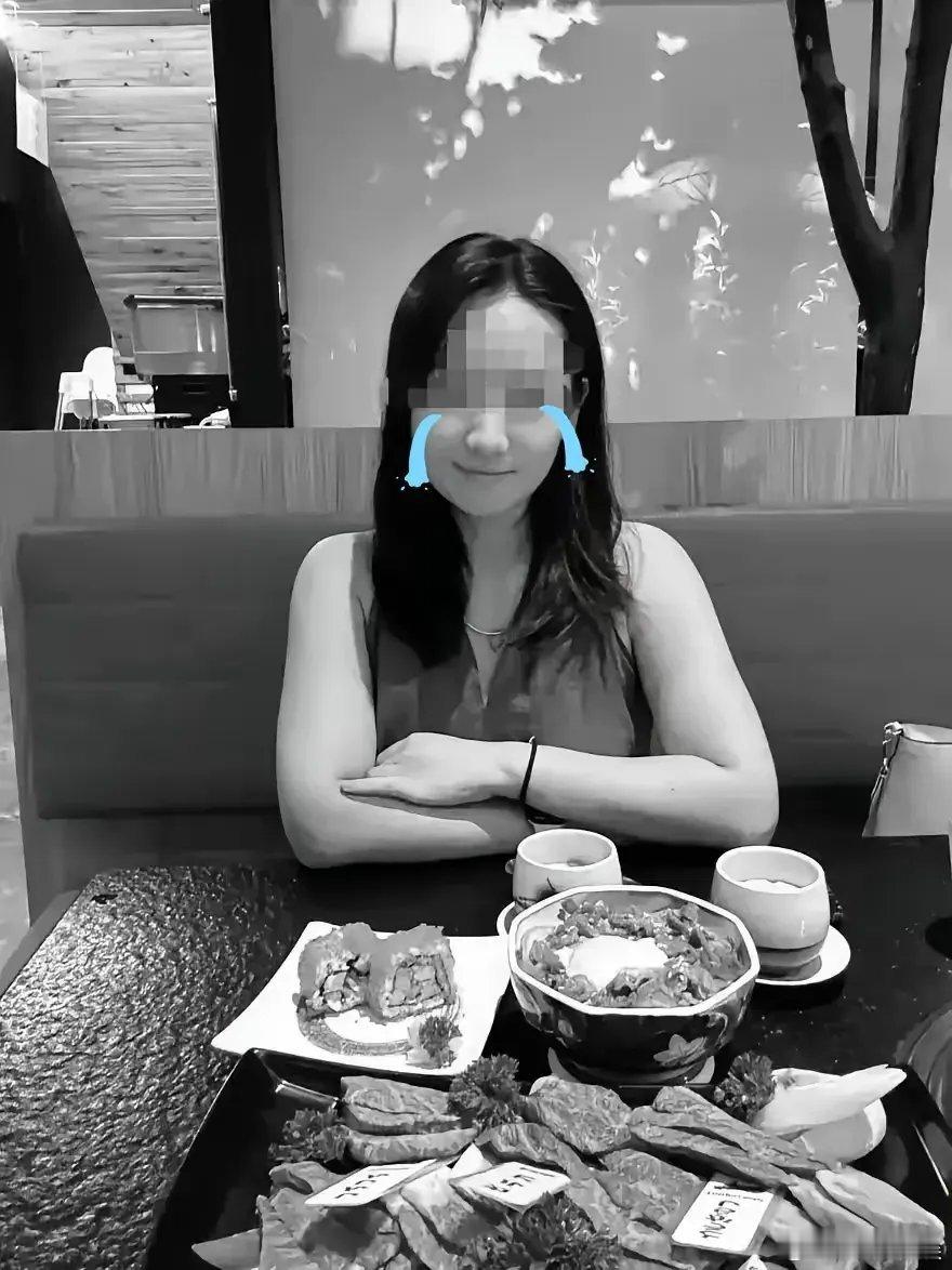 被蛇咬身亡女孩给我们好好上了一课！如果你被蛇咬了，首先不是打120，也不要用嘴去