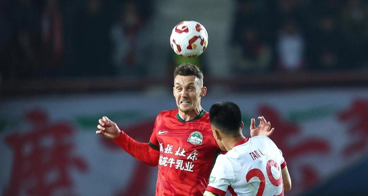 河南2-0领先辽宁了！李金羽会不会下课？如果辽宁再输河南就要面临4连败了？作为上