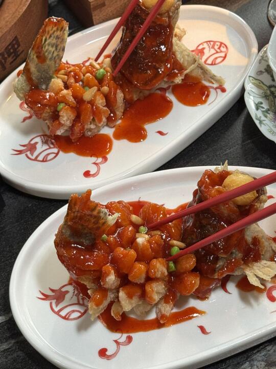 来苏州第一顿 直奔石湖这家苏帮菜！！