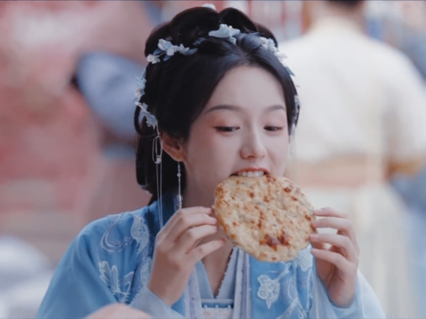 这个禾晏萌成这样。。周也锦月如歌 ​​​