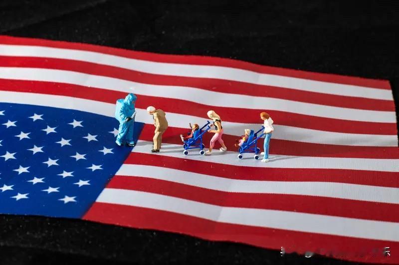 很多女生从美国回到国内发展，不是觉得美国裁员没有补偿。
还有美国那边没有产假。