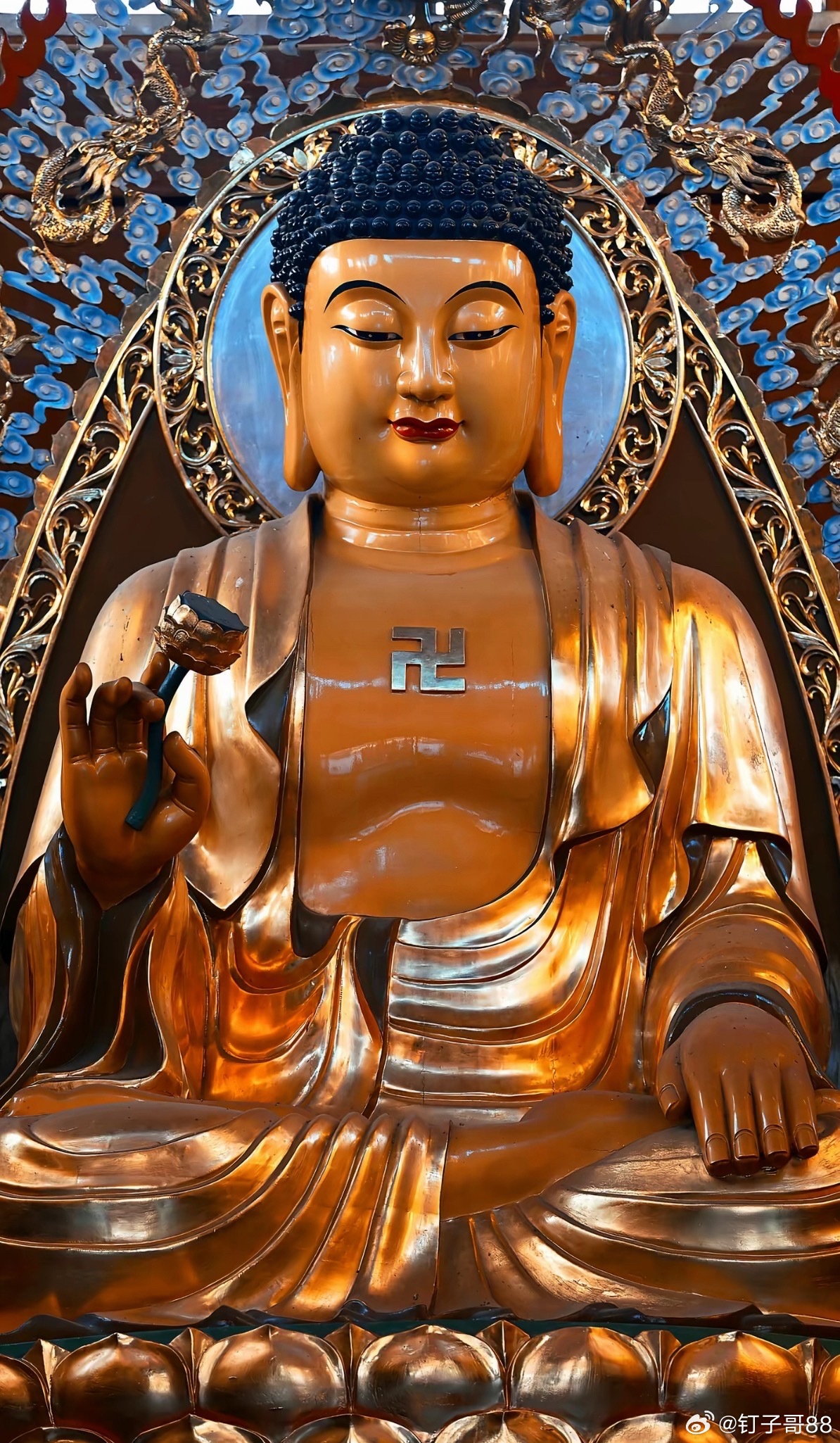 锂电池+锂矿，市场人气代表最新行业动态热点建议收藏 第一家 融捷股份细分领域：锂