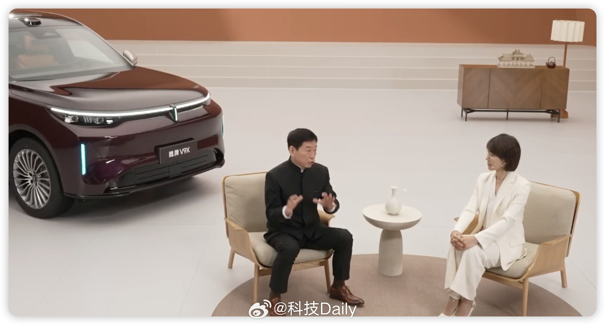 魏牌V9X造型美学全球首秀，咱必须得好好品一下子，周末我刚去了一趟保定府，今个再