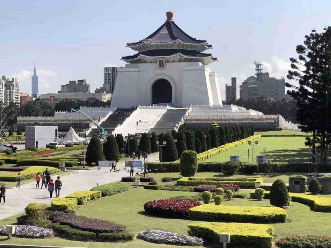 我的今日状态：😁轻松愉快
我这里的天气：☀️晴天