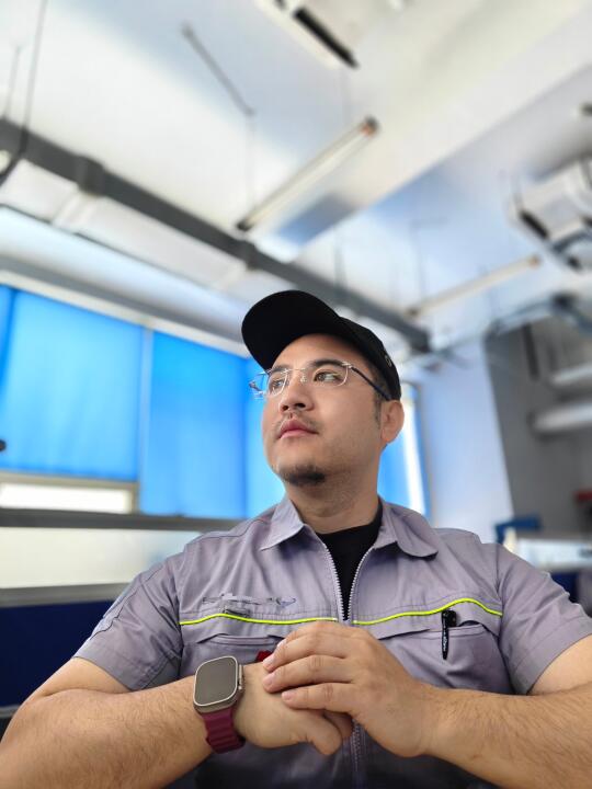 主任，你在想什么 当然是想放假啦。